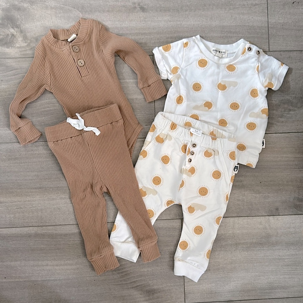 2 gender neutral matching outfits 🤍